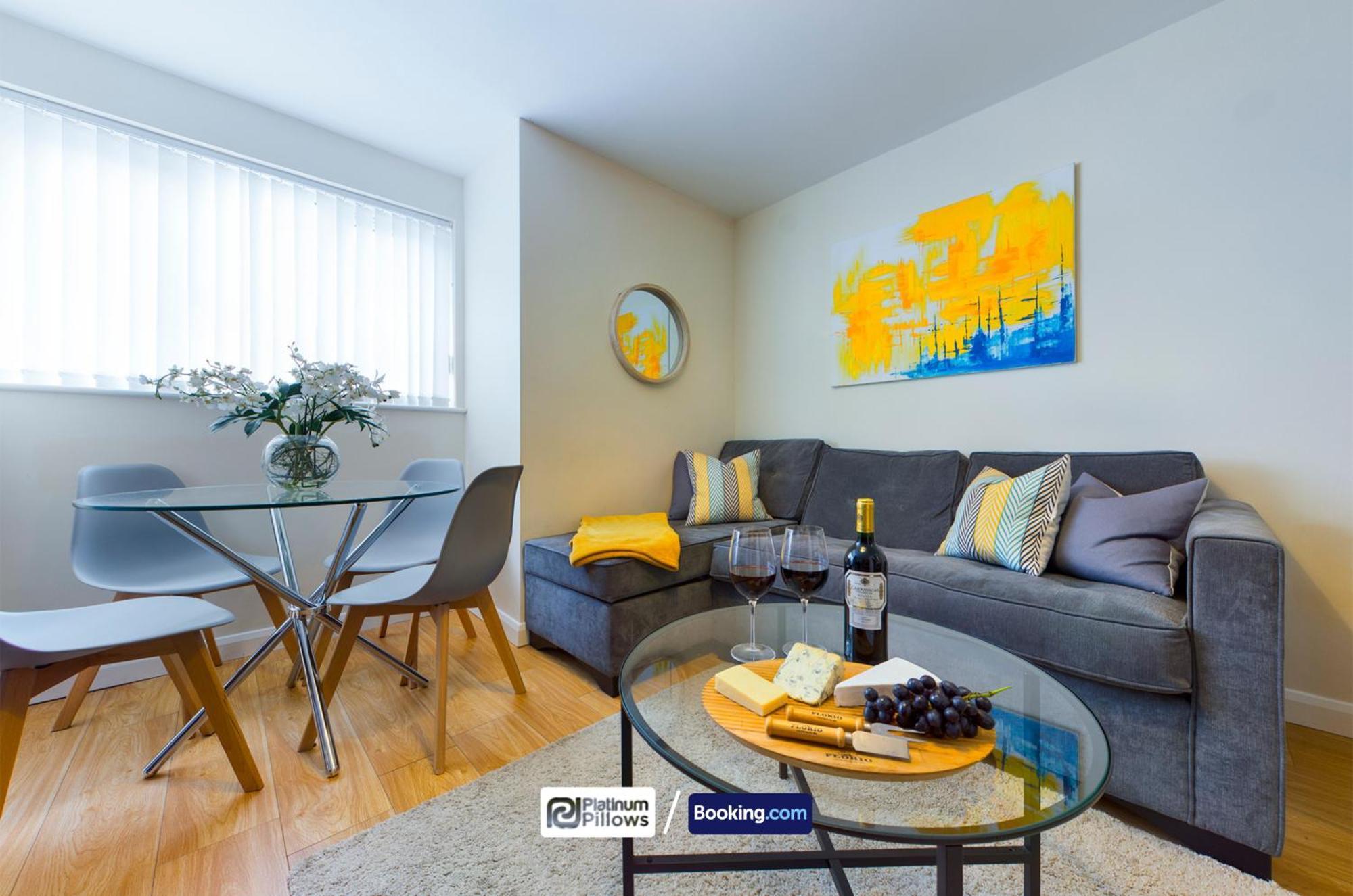 Modern Oxford 2 Bedroom Apartments, Families & Contractor Accommodation, Near John Radcliffe Hospital エクステリア 写真